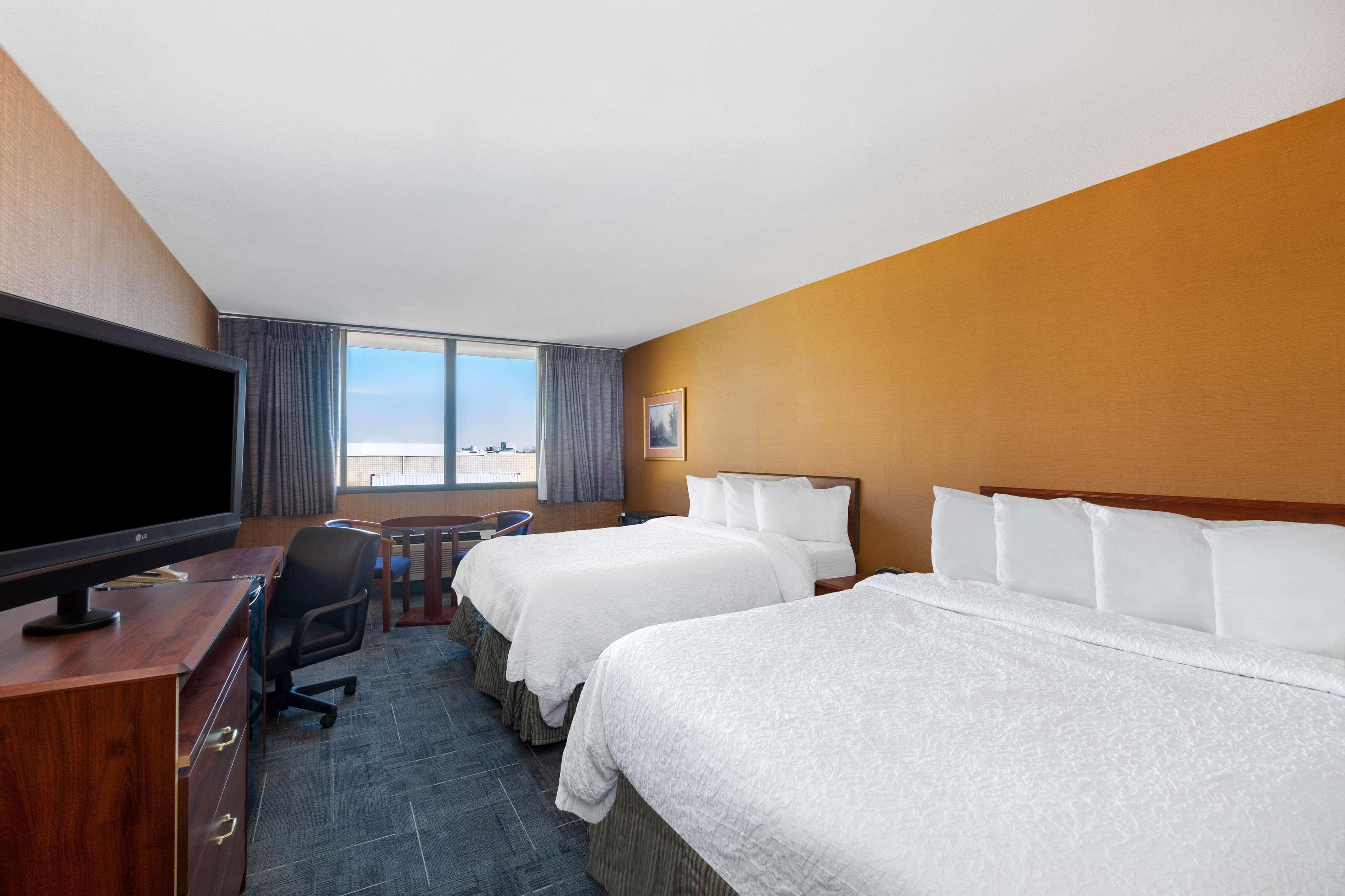 Howard Johnson By Wyndham Gillette Exterior foto