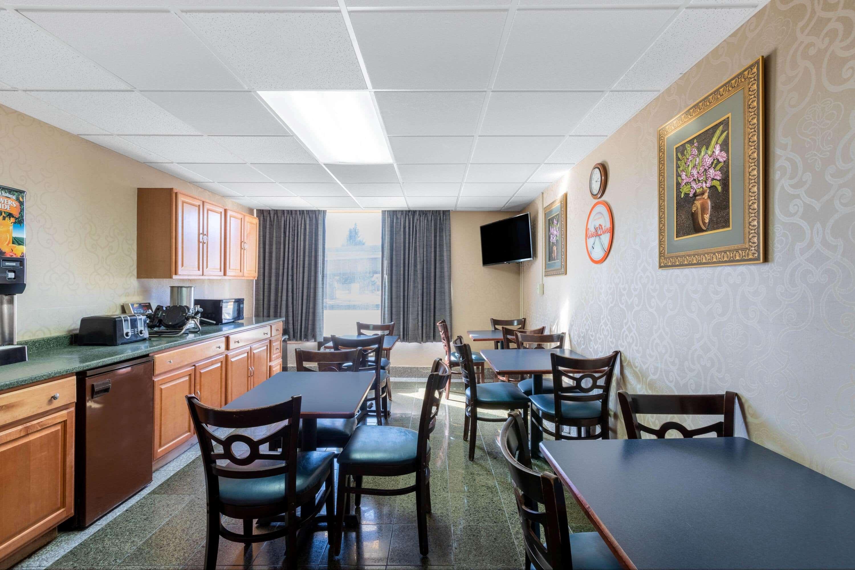 Howard Johnson By Wyndham Gillette Exterior foto